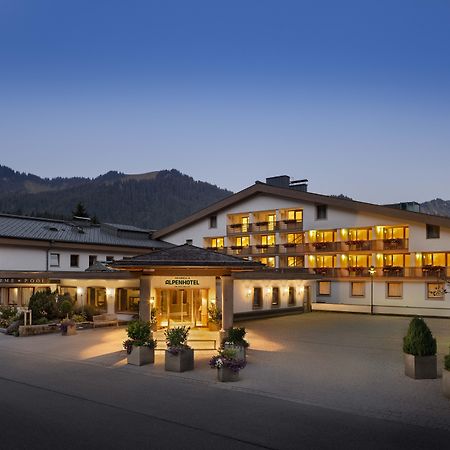 Arabella Alpenhotel Am Spitzingsee, A Tribute Portfolio Hotel Bagian luar foto