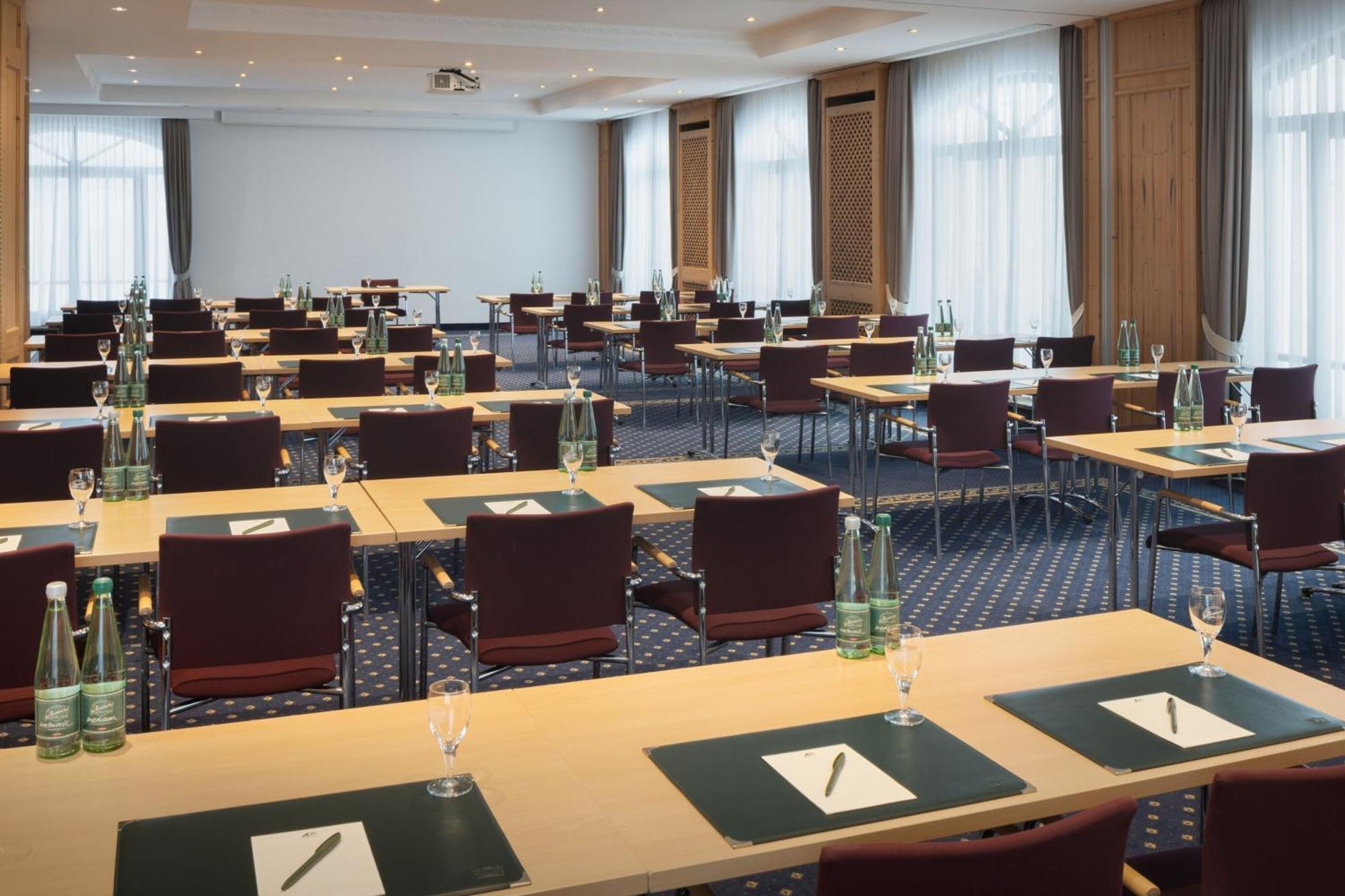 Arabella Alpenhotel Am Spitzingsee, A Tribute Portfolio Hotel Bagian luar foto