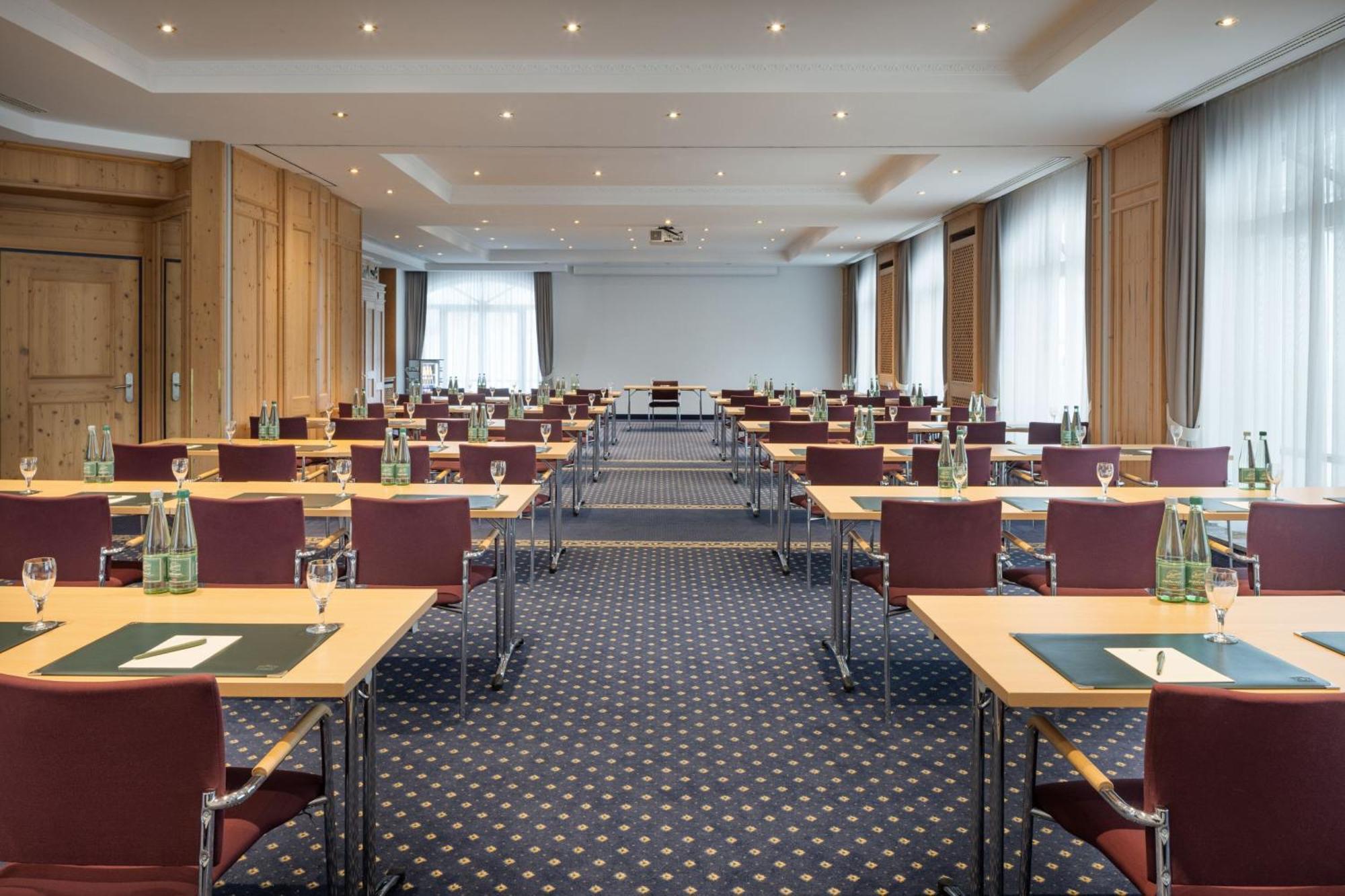 Arabella Alpenhotel Am Spitzingsee, A Tribute Portfolio Hotel Bagian luar foto