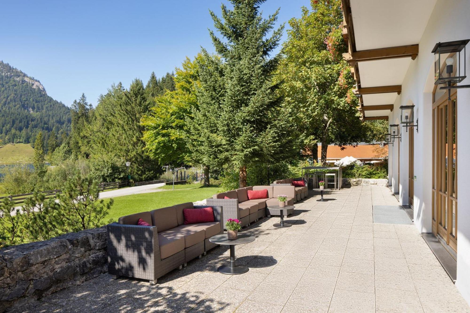 Arabella Alpenhotel Am Spitzingsee, A Tribute Portfolio Hotel Bagian luar foto